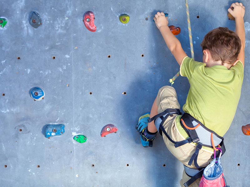 climbing wall in uae