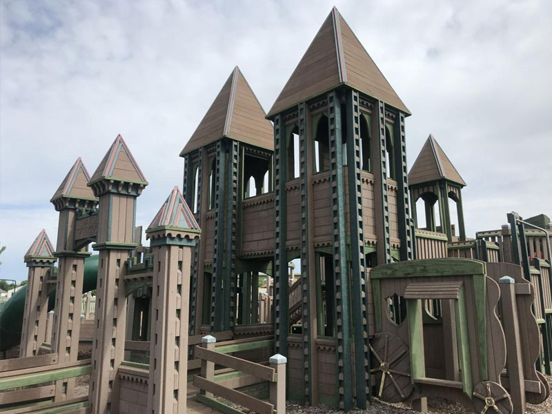 outdoor play equipment